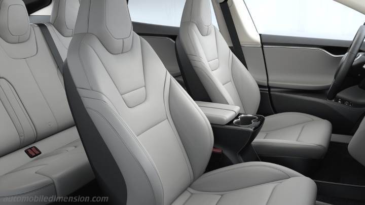Tesla Model S 2013 interior