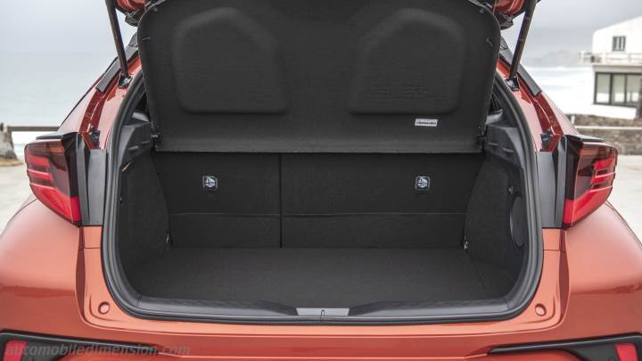 Toyota C-HR 2020 boot space