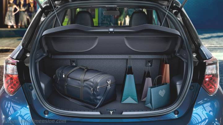 Toyota Yaris 2017 boot space