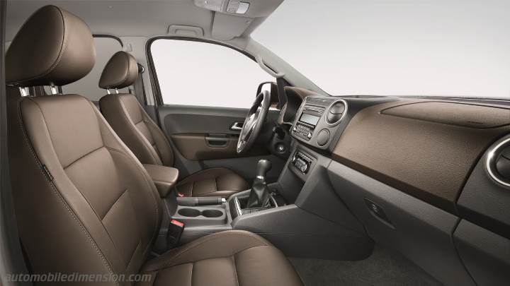 Volkswagen Amarok 2011 interior