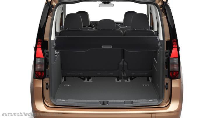 Volkswagen Caddy 2021 boot space