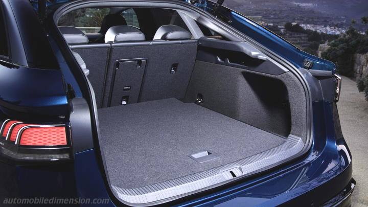 Volkswagen ID.7 2024 boot space