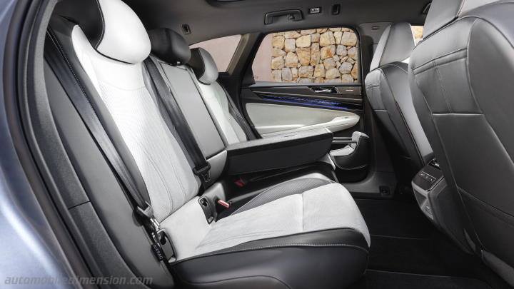Volkswagen ID.7 Tourer 2024 interior