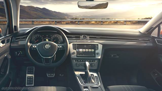 Volkswagen Passat Alltrack 2015 dashboard