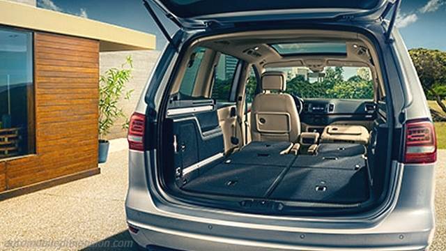 Volkswagen Sharan 2015 boot space