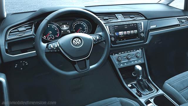 Tableau de bord Volkswagen Touran 2016